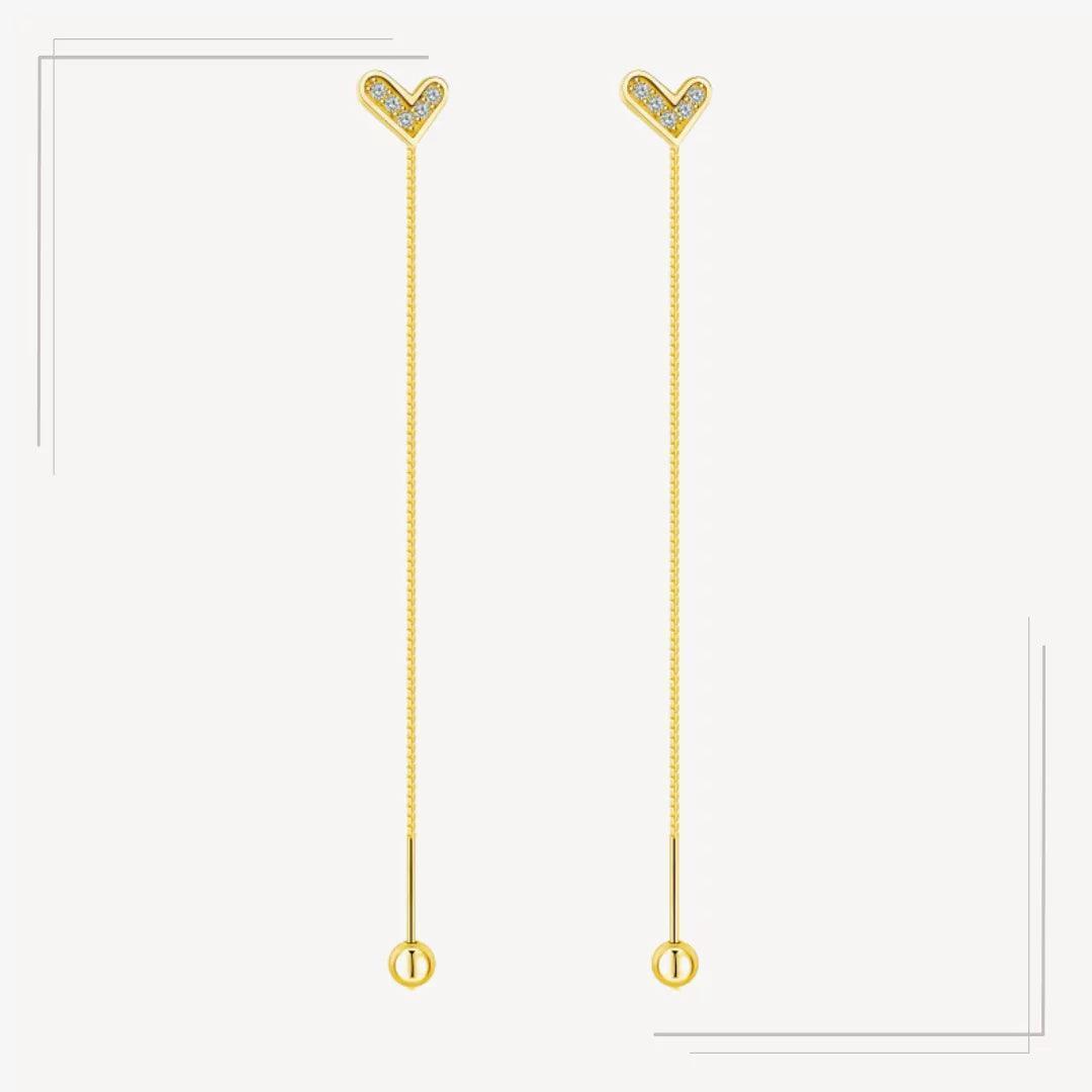 Cercei din argint placat cu aur, design elegant cu inimă strălucitoare - C68 – Design elegant de la Masiri.ro