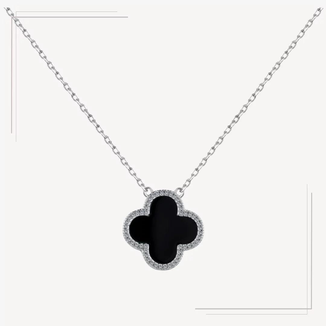 Colier din argint cu pandantiv trifoi negru – Grace – Design elegant de la Masiri.ro