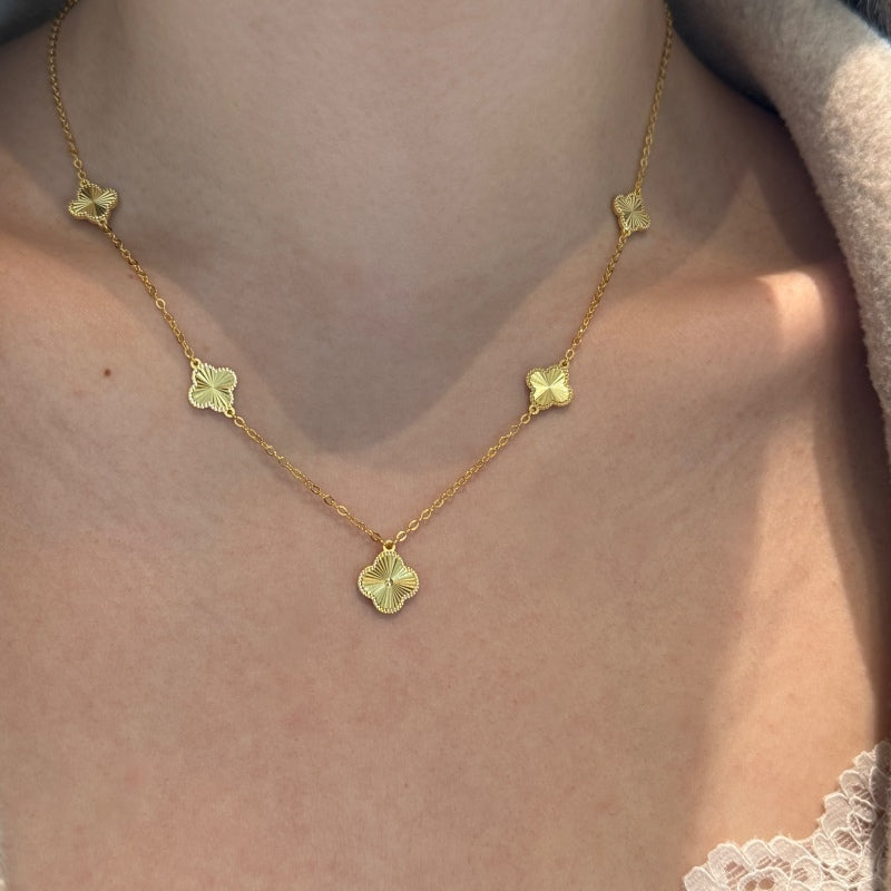 Colier din argint placat cu aur, eleganta cu elemente în formă de trifoi - Josephine 3