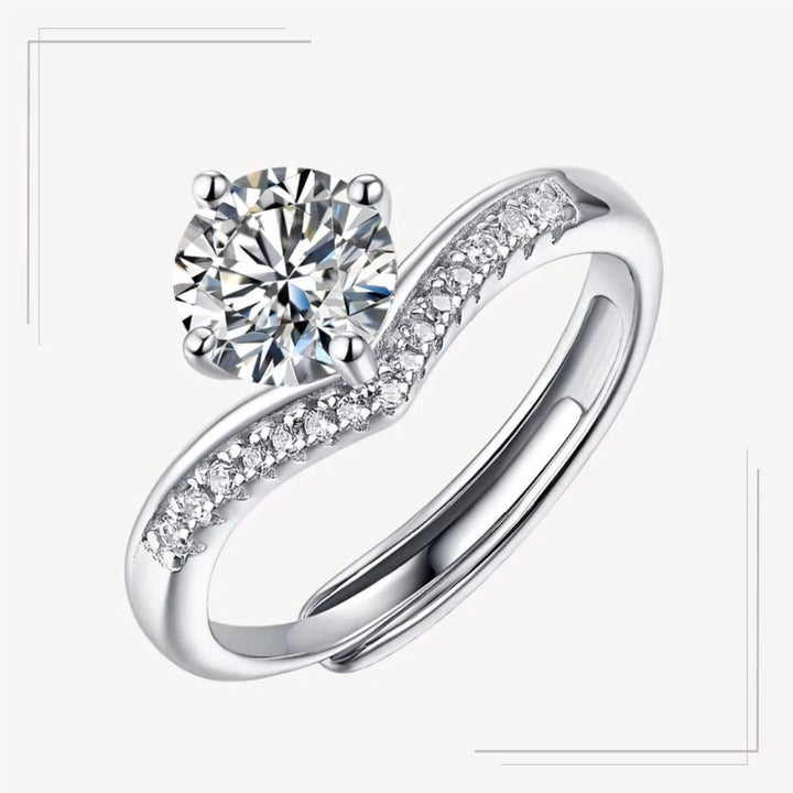 Inel din Argint Diamant cu Moissanite Arrow – IM07 – Design elegant de la Masiri.ro