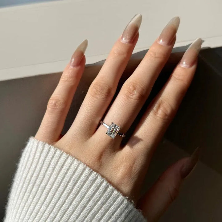 Inel elegant din argint cu Moissanite – Hailey – Design elegant de la Masiri.ro