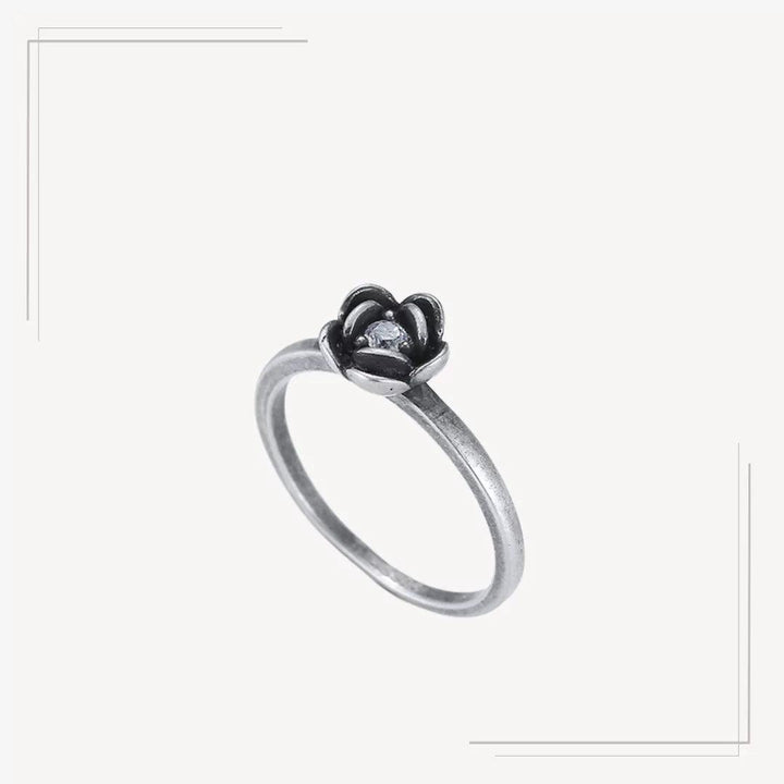 Inel din argint cu trandafir - I28 – Design elegant de la Masiri.ro