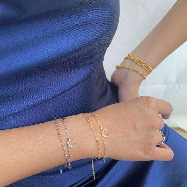Brățară din argint placată cu aur și charmuri lună și stele - B54 – Design elegant de la Masiri.ro