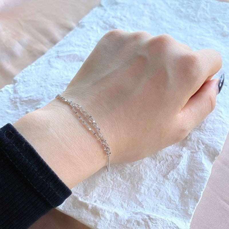 Brățară din argint cu lanț triplu – B31 – Design elegant de la Masiri.ro