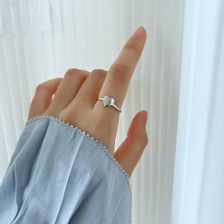 Inel din argint cu inimă plină minimalistă – I37 – Design elegant de la Masiri.ro