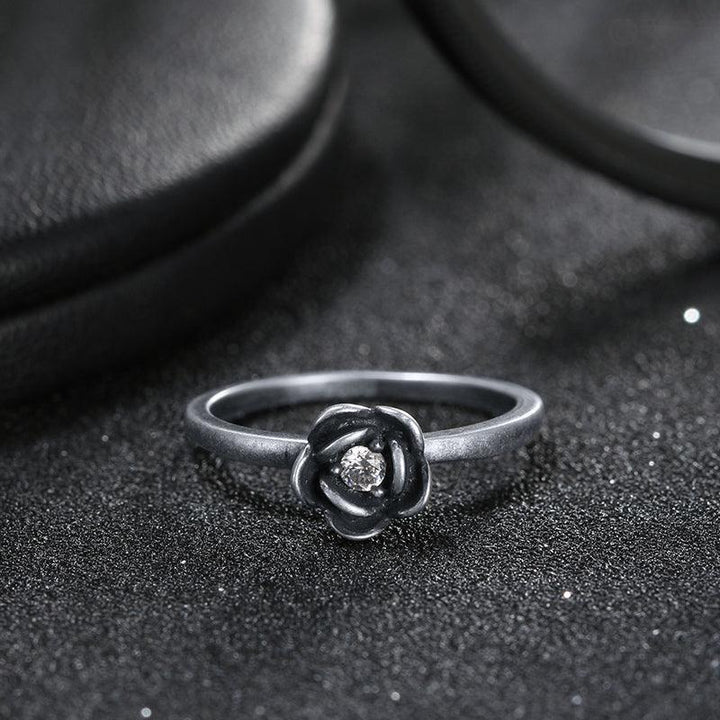 Inel din argint cu trandafir - I28 – Design elegant de la Masiri.ro