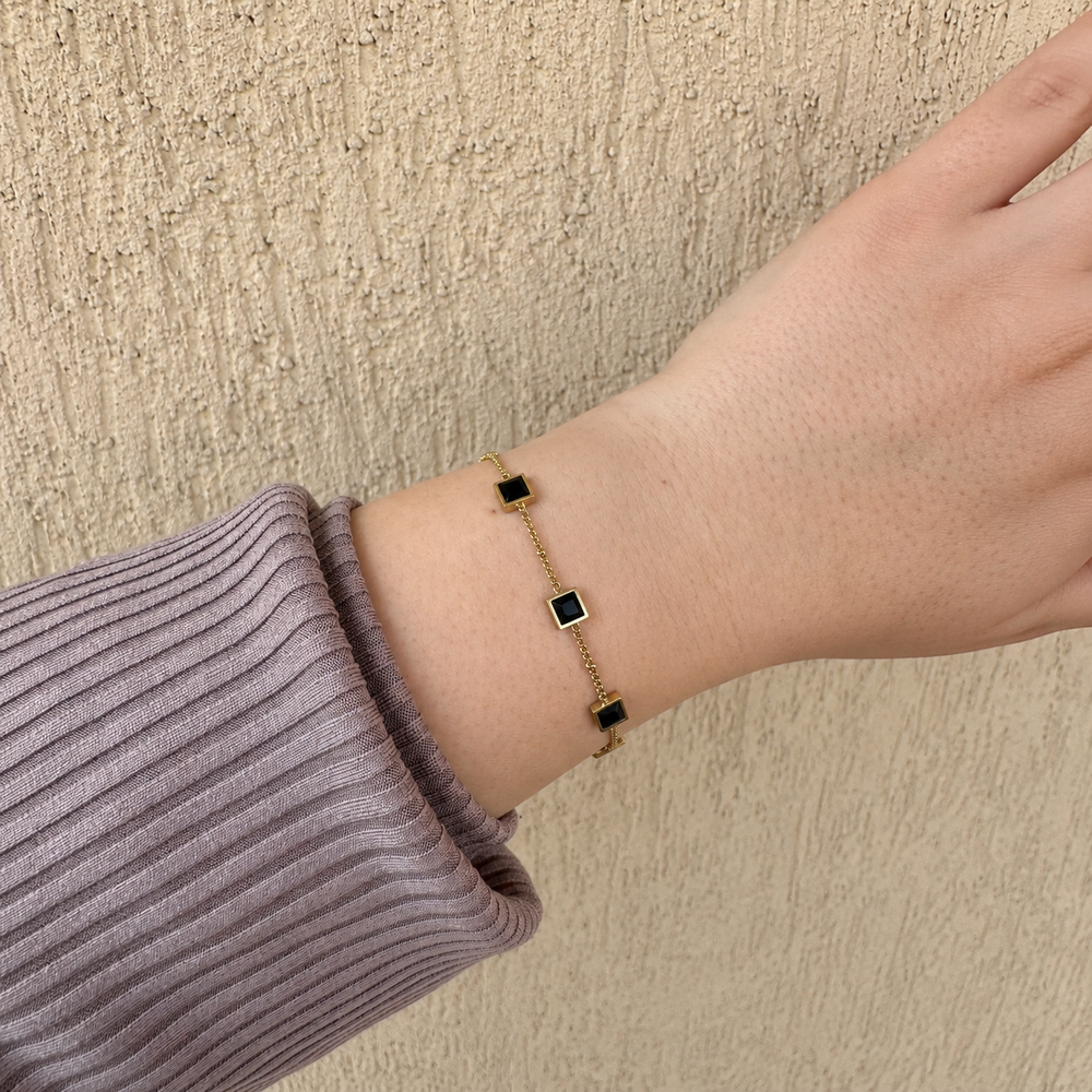 Bratara Gold Black Square1