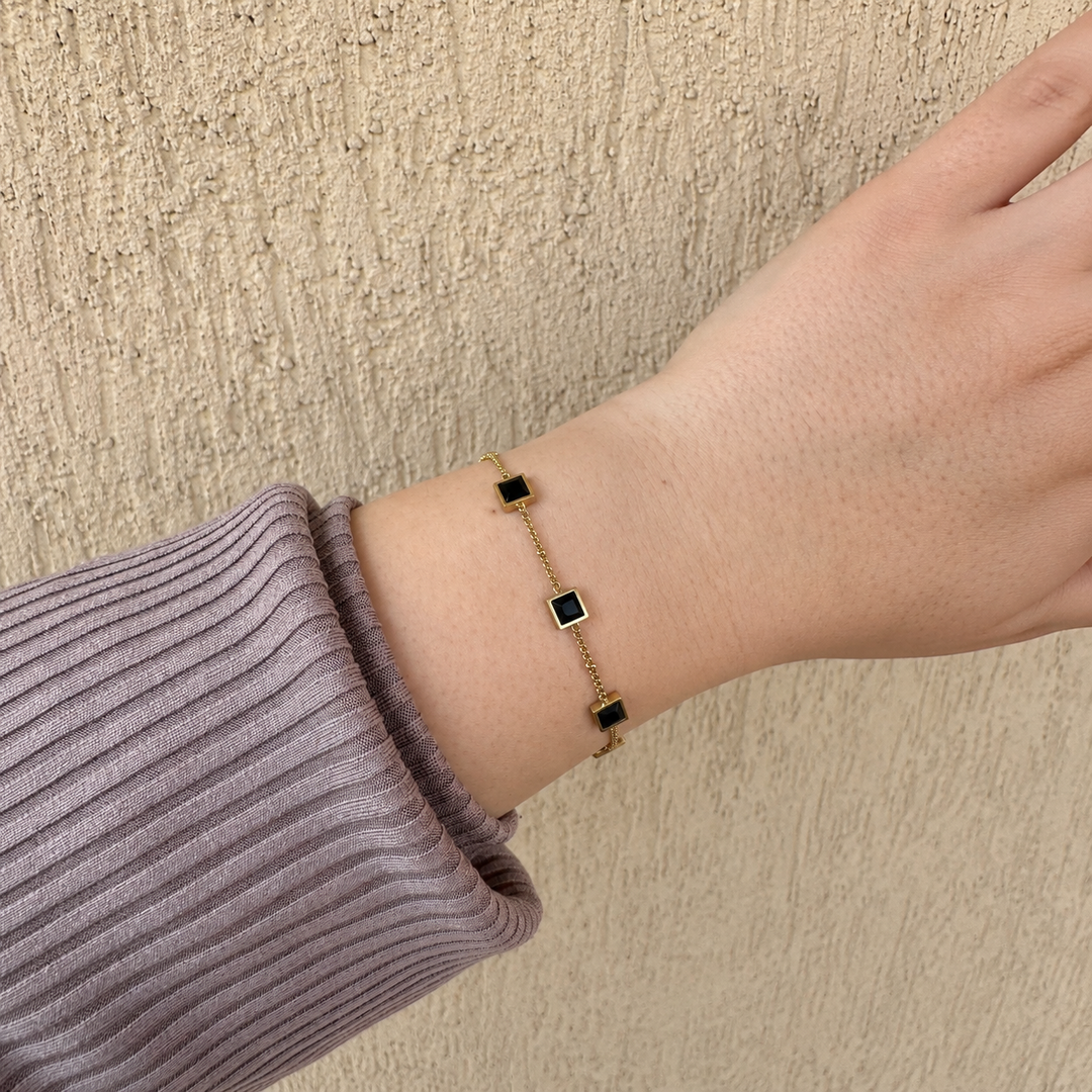 Bratara Gold Black Square1