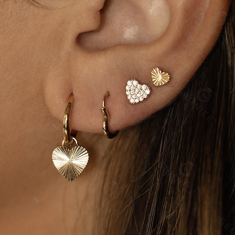 Cercei Gold Heart Glow4