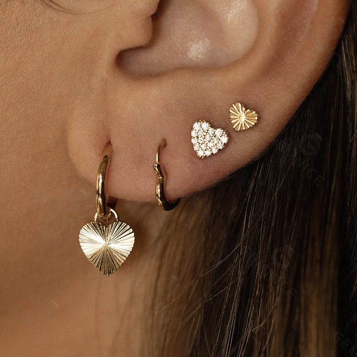 Cercei Gold Heart Glow4
