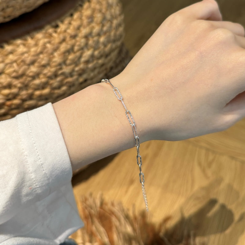 Brățară din argint cu zale texturate tip lanț – Eliza