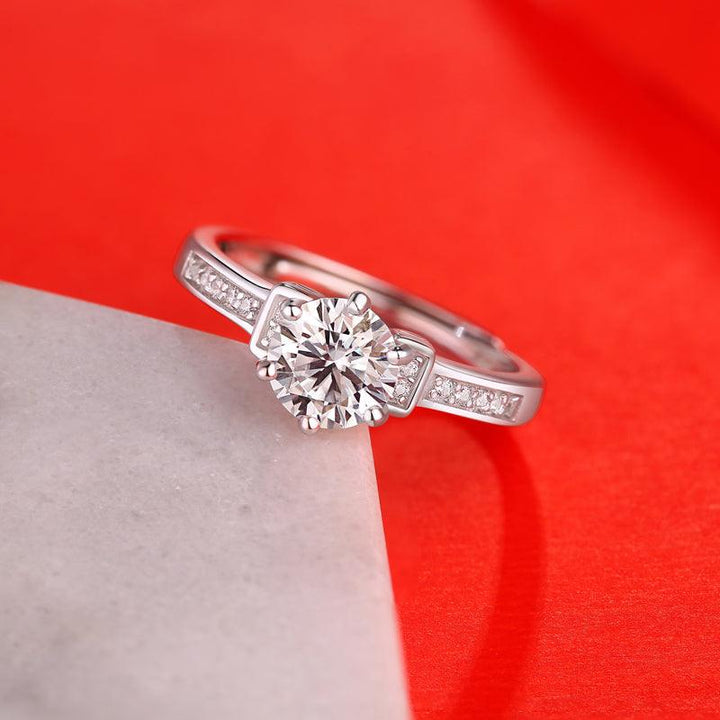 Inel Argint Diamant Moissanite Forever in love Closeup