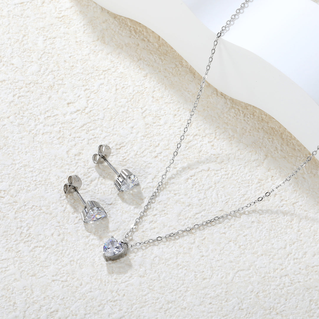 Set Cercei si Colier White Heart 1