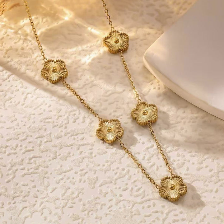 Setul Cercei, Colier și Brățară Gold Simple Clover3